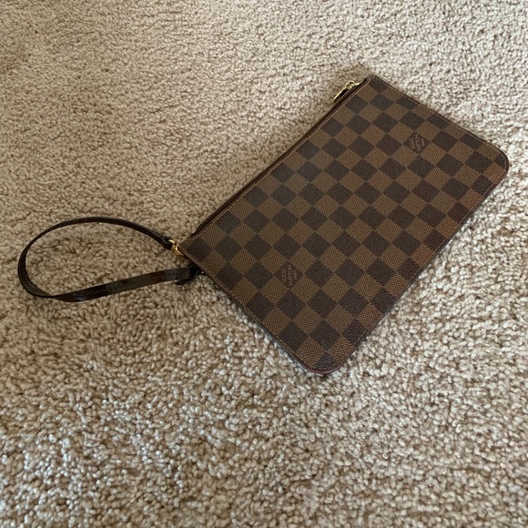 Louis Vuitton Handbags - Louis Vuitton wristlet wallet
